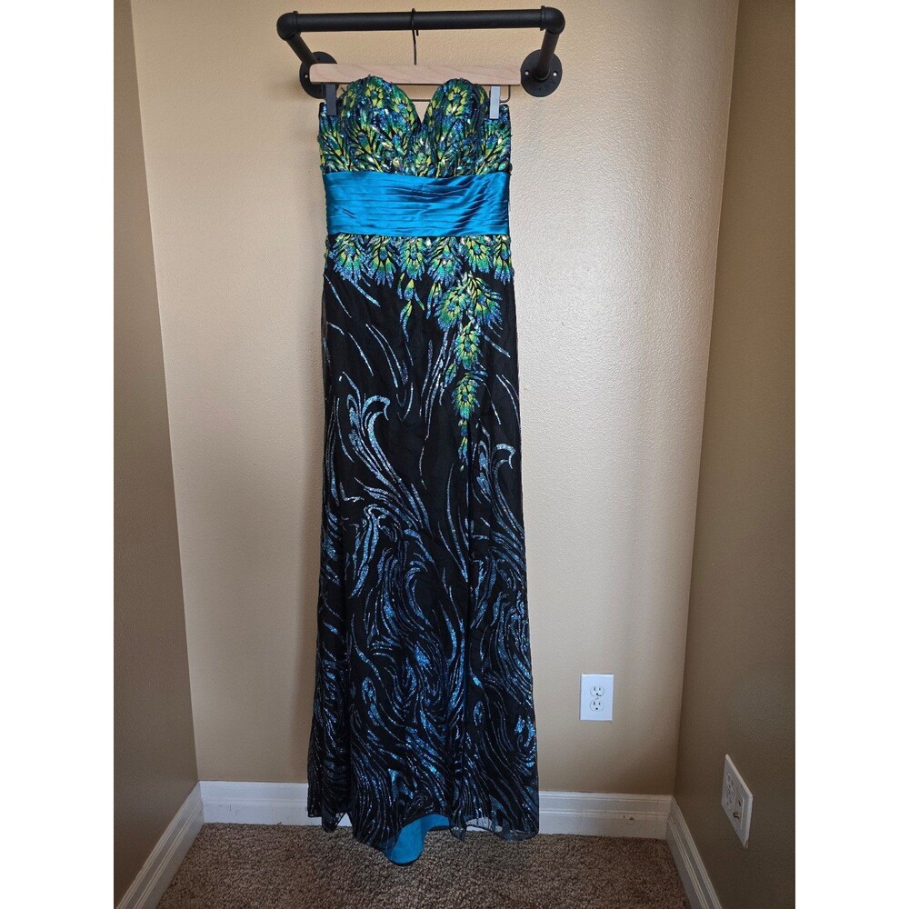 Elegant Strapless Evening Gown - Black and Blue
